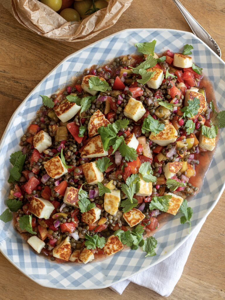Salade de lentilles, tomates et halloumi : la recette fraîche de l'été 5 IMG 1830