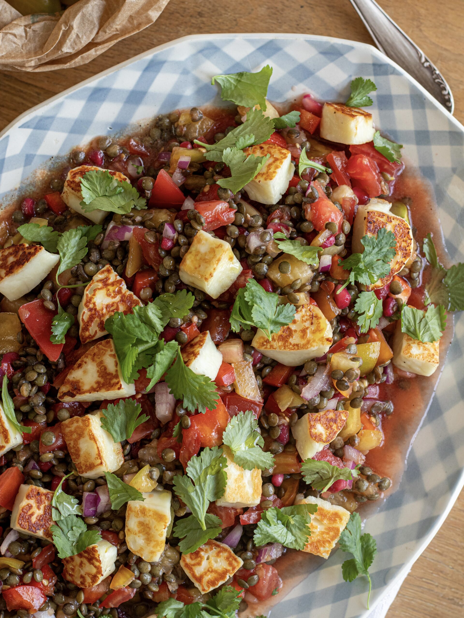 Salade de lentilles, tomates et halloumi : la recette fraîche de l'été 1 IMG 1836